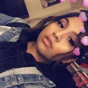 Meet your Posher, Destiny